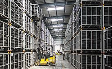 forklift in warehouse rfid